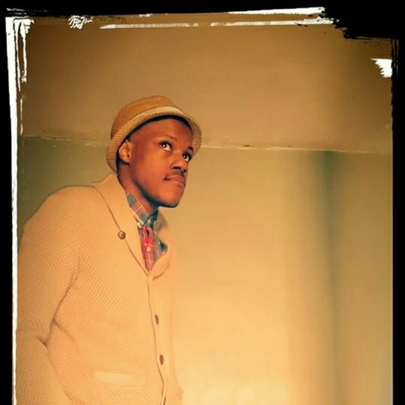 Confident's - Picture 11 of 15